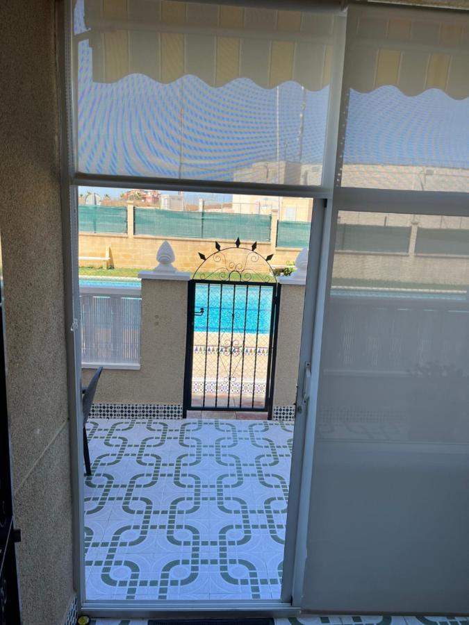 Appartement Villa-Celine Torrevieja Exterior photo