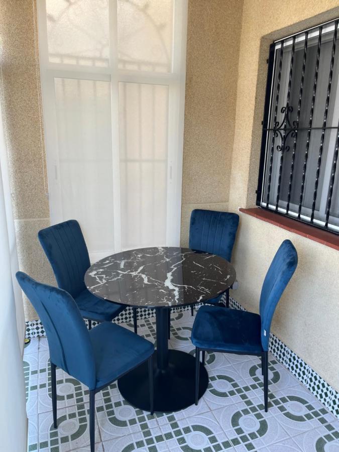 Appartement Villa-Celine Torrevieja Exterior photo